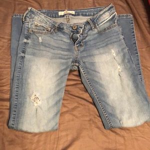 Hollister stretchy skinny jeans